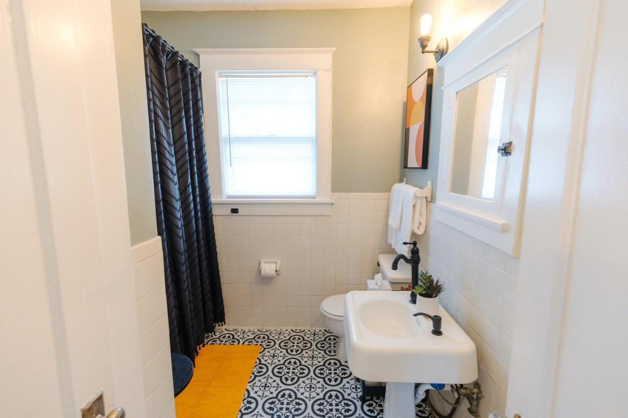 Вилла Historic Revival 2Br Midtown Memphis Free Parking Fast Wifi Free Parking Yes Pets Экстерьер фото